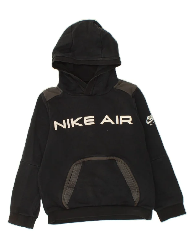NIKE Boys Standard Fit Graphic Hoodie Jumper 10-11 Years Medium Black Hoodie with Side Slits Relaxed Casual NIKE Boys Standard Fit Graphic Hoodie Jumper 10-11 Years Medium Black Hoodie with Side Slits Relaxed Casual