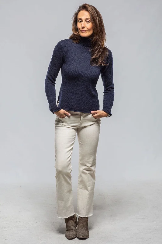 Dori Fitted Sweater In Notte