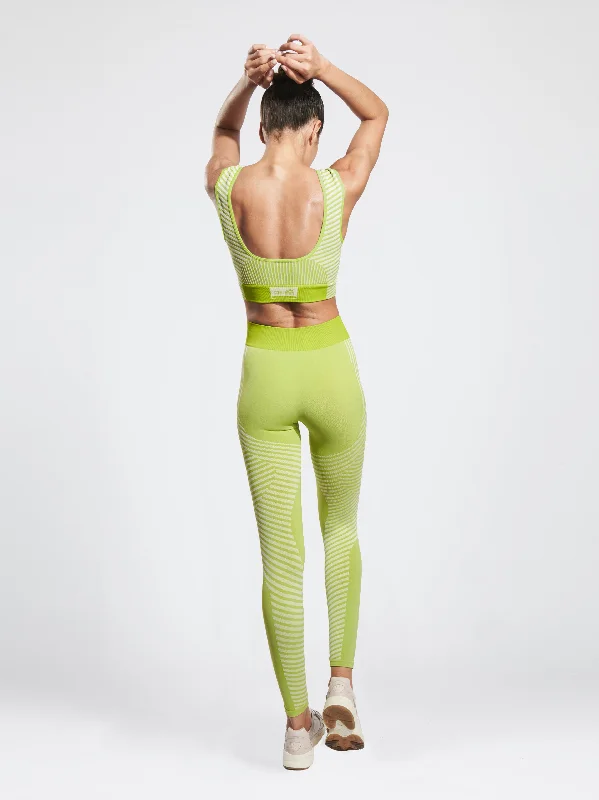 Scoop Neck Sport Bra & Compression Legging