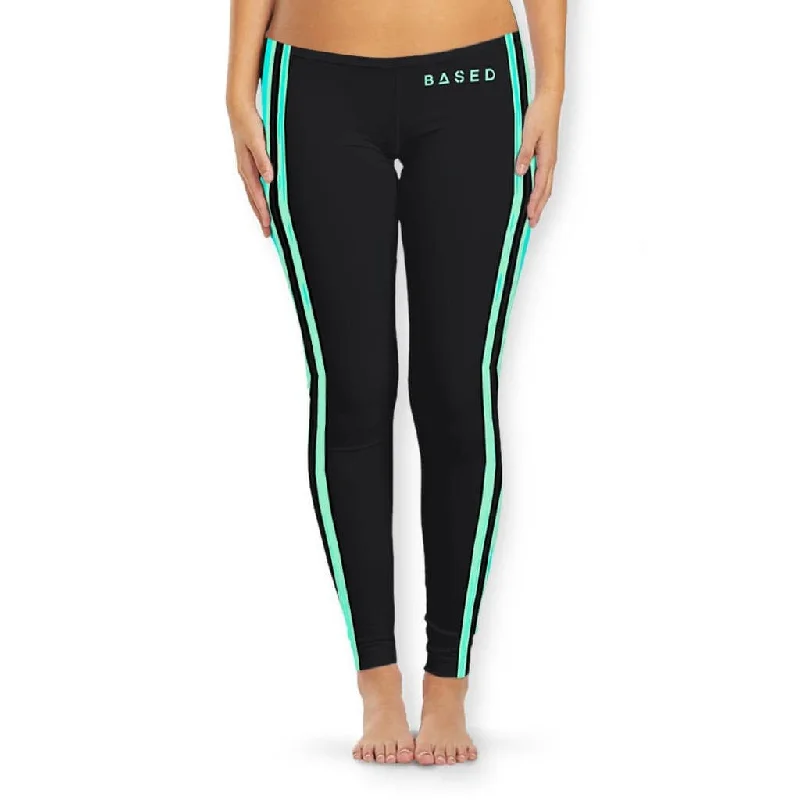 The Wizard's Hand Women's Leggings Fashionable Lacy Detail Leggings