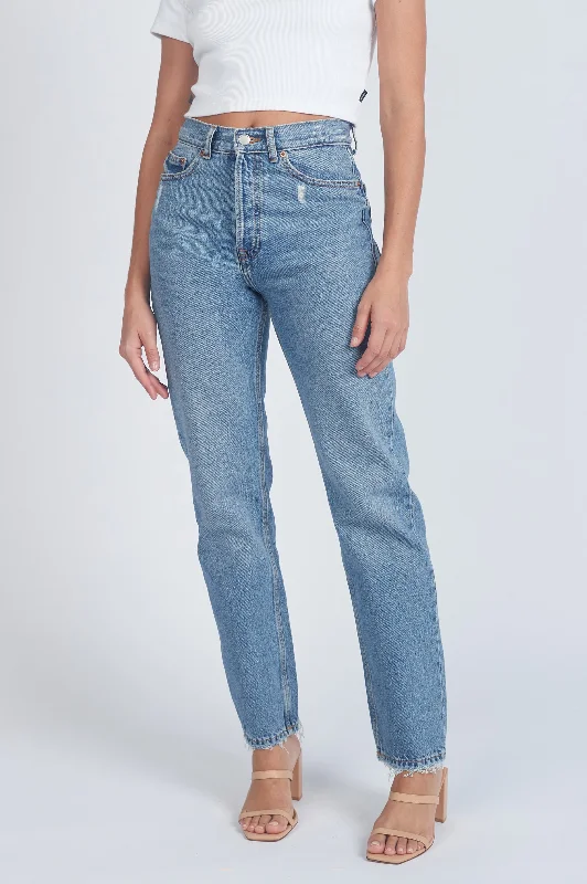 Beth Straight Jeans - Blue Jay Worn Hem