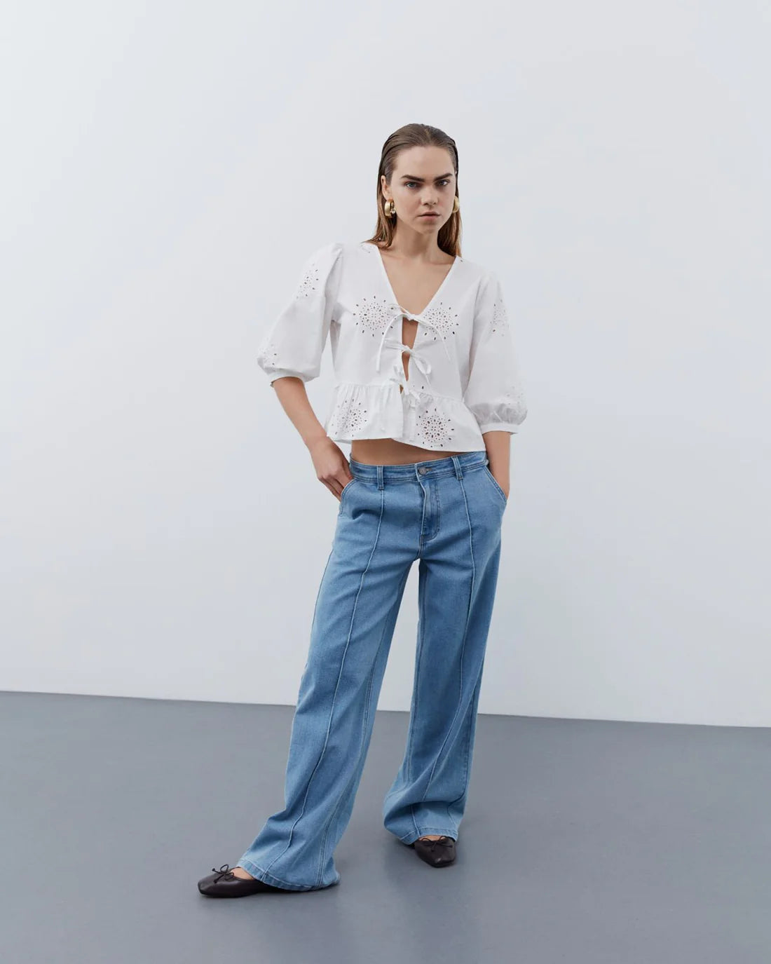 Sofie Schnoor Kari Wide Leg Jeans-Light Denim Blue-SNOS430 Trendy Paperbag Waist Jeans Sofie Schnoor Kari Wide Leg Jeans-Light Denim Blue-SNOS430 Trendy Paperbag Waist Jeans
